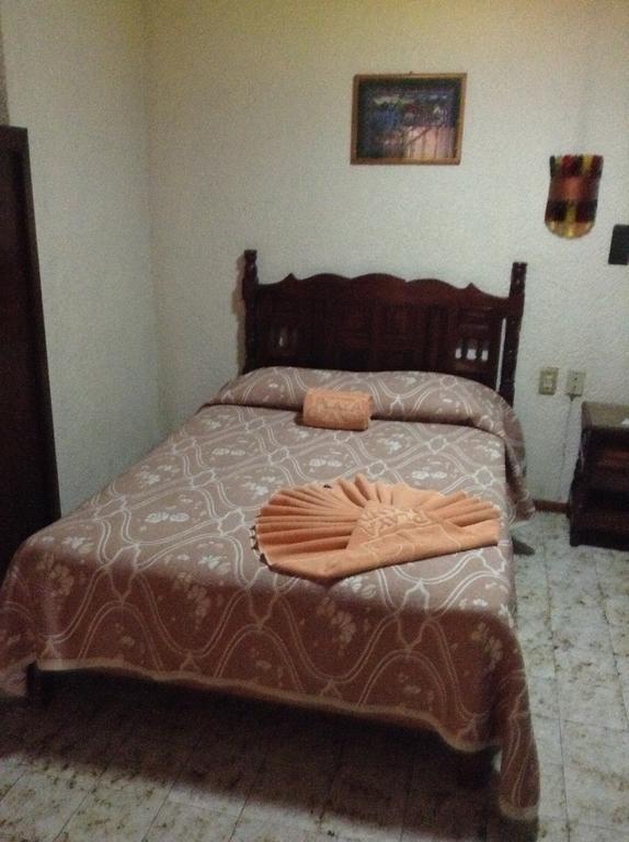 Hotel Atilanos Morelia Ruang foto